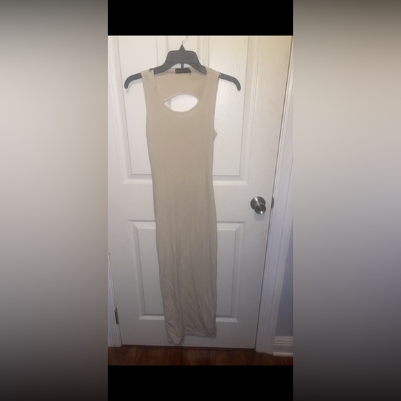 PLT cream cut out back midmaxi dress - Picture 2 of 4
